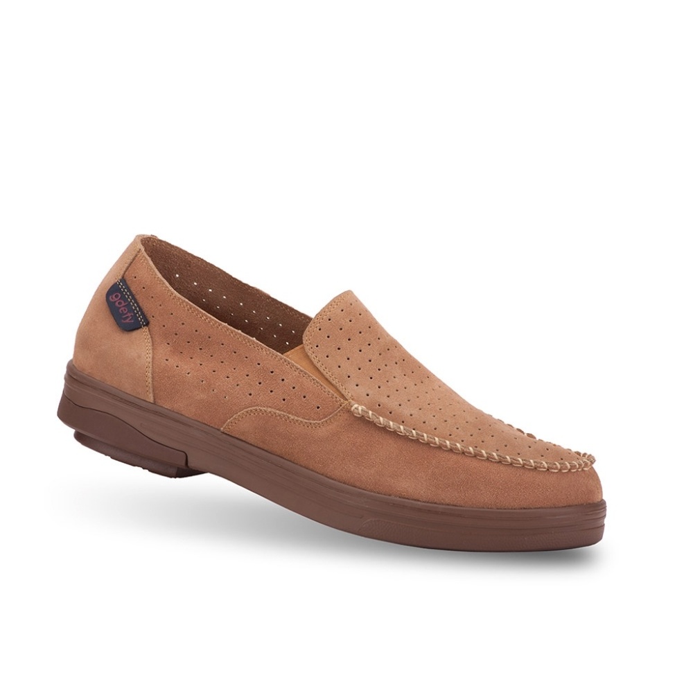 Gravity defyer casual shoes